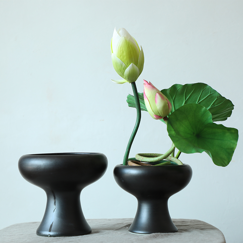 Black ceramic flower arranging disc sword mountain flower arrangement is small the the original Japanese zen liuhua road, creative flowerpot contracted the new Chinese style