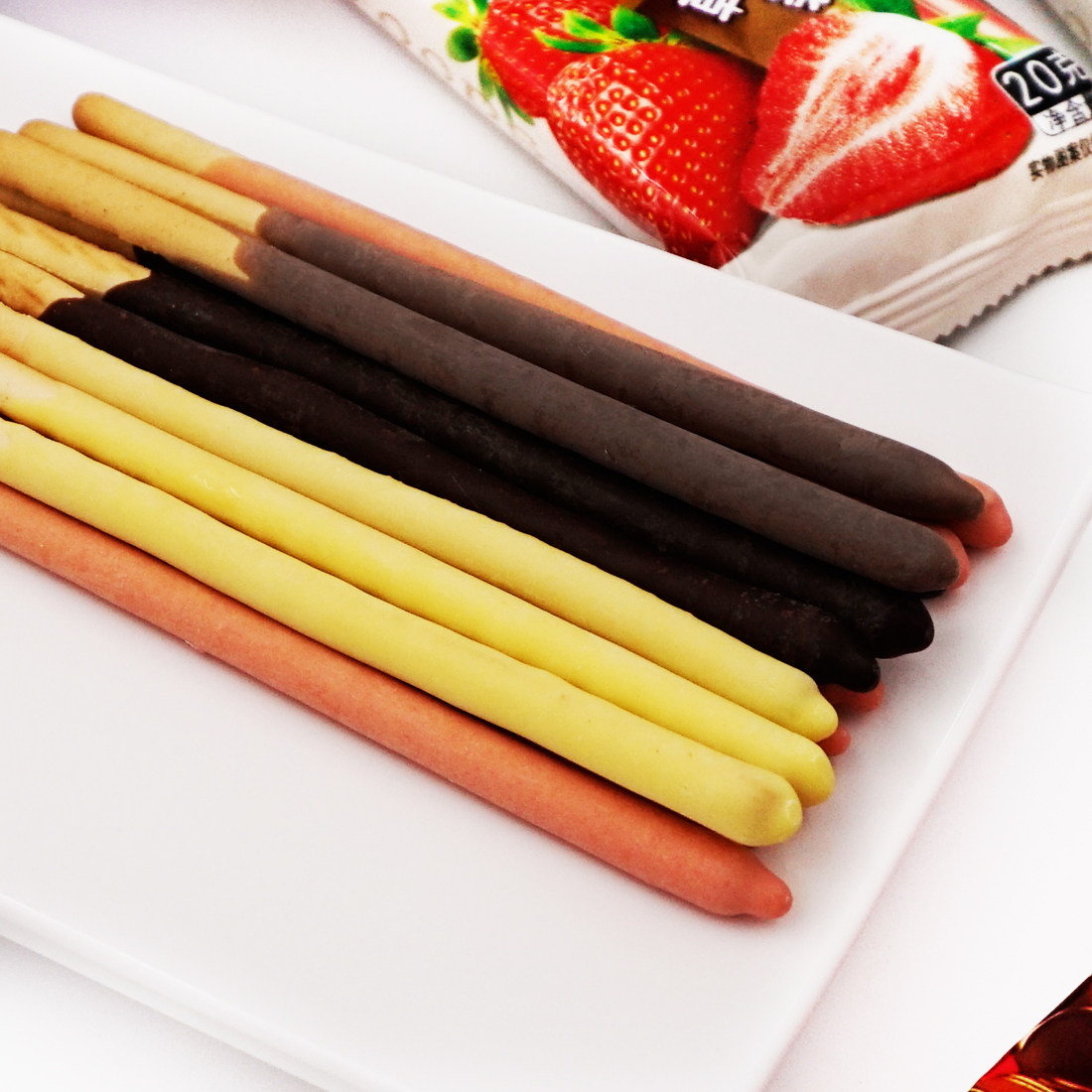 绿宝百乐滋 百利滋巧克力涂层饼干棒办公室好吃的休闲零食品小吃