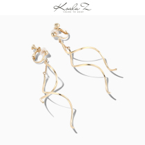 Curves elegant thin round face extremely simple cold wind Joker long tassel Super Fairy earrings ear clip without ear hole female