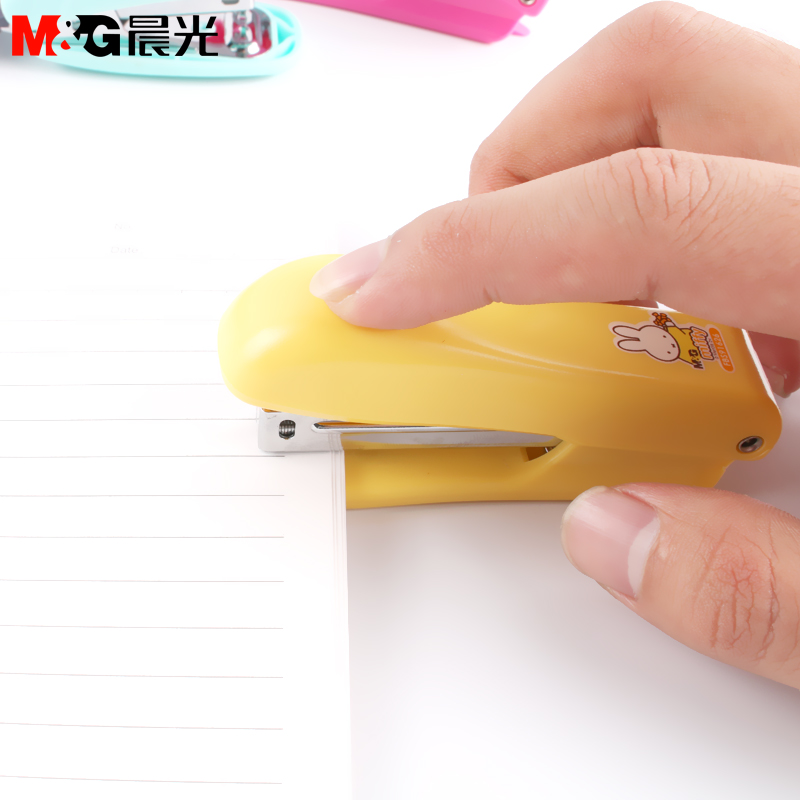 small mini labor-saving stapler chenguang stationery medium student labor-saving cute multifunctional stapler stapler with stapler manual binding machine stapler office supplies