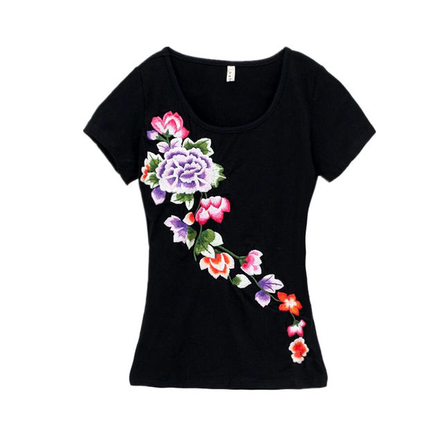 ການສູນເສຍການສູນເສຍການສົ່ງເສີມການ embroidered ຝ້າຍແຂນສັ້ນ T-shirt ແບບຊົນເຜົ່າຂອງແມ່ຍິງຄໍຮອບ summer ໃຫມ່ຂອງແມ່ຍິງເທິງແບບຈີນ slim fit