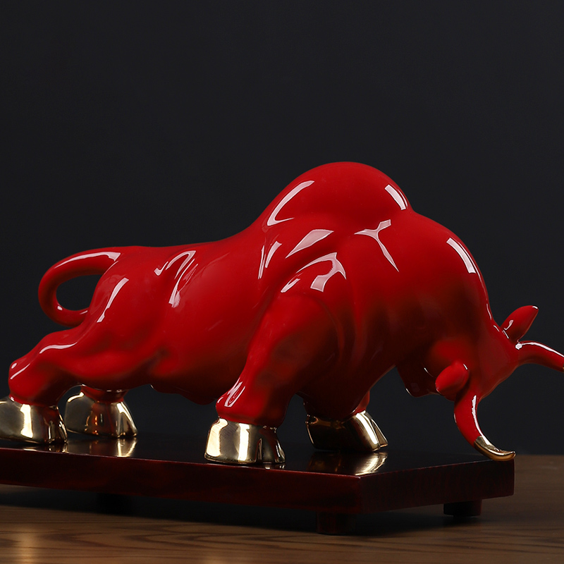 Oriental ceramic red earth ox furnishing articles on Wall Street sitting room office opening gifts