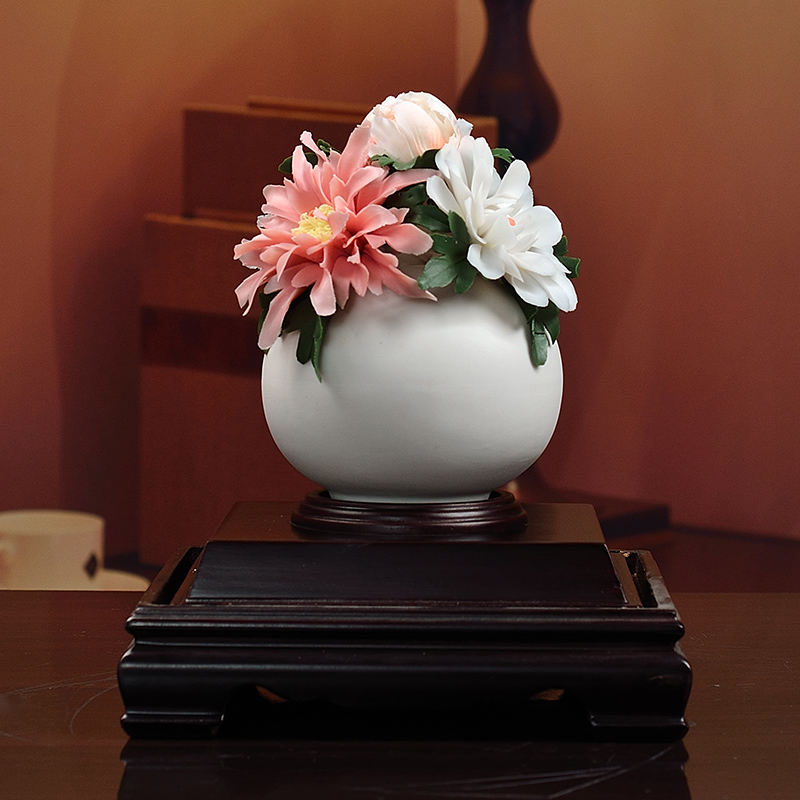 Oriental soil high - grade ceramic flower place to live in the living room TV cabinet decoration housewarming gift/flowers
