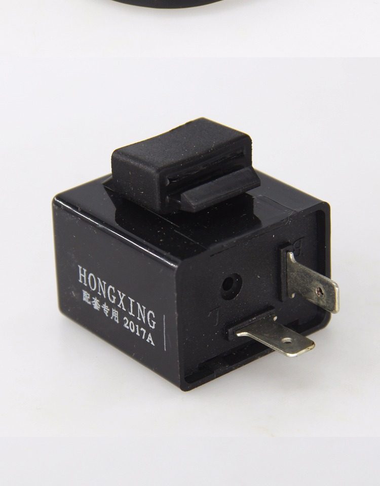 摩托车通用型闪光器 led闪光器摩托车蜂鸣器闪光器 防短路12v