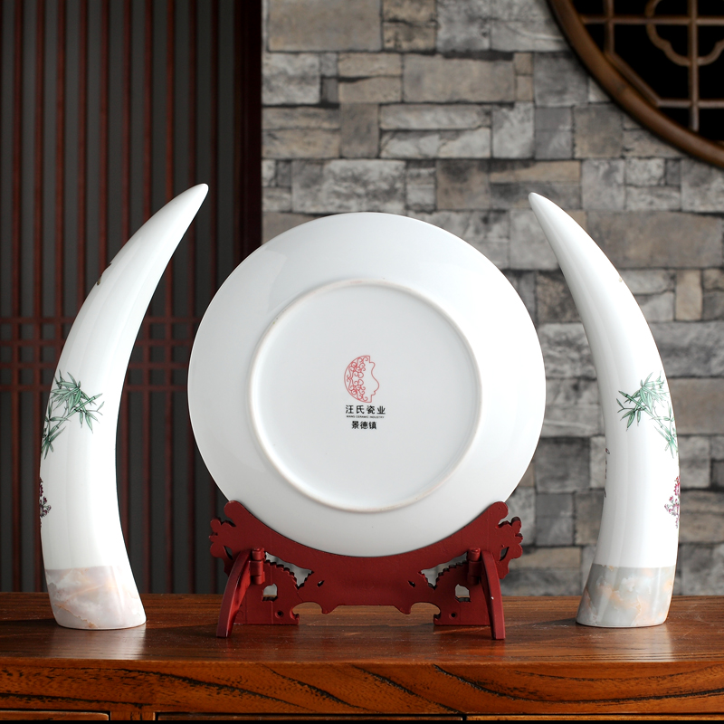 Jingdezhen ceramic furnishing articles three - piece ivory European vases, the sitting room porch rich ancient frame creative home decorations