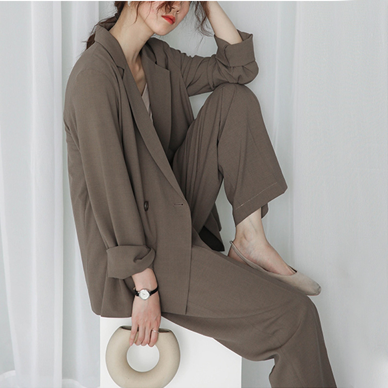 Fried street small suit suit female fat mm early autumn 200 catties loose fashion temperament leisure large size professional suit