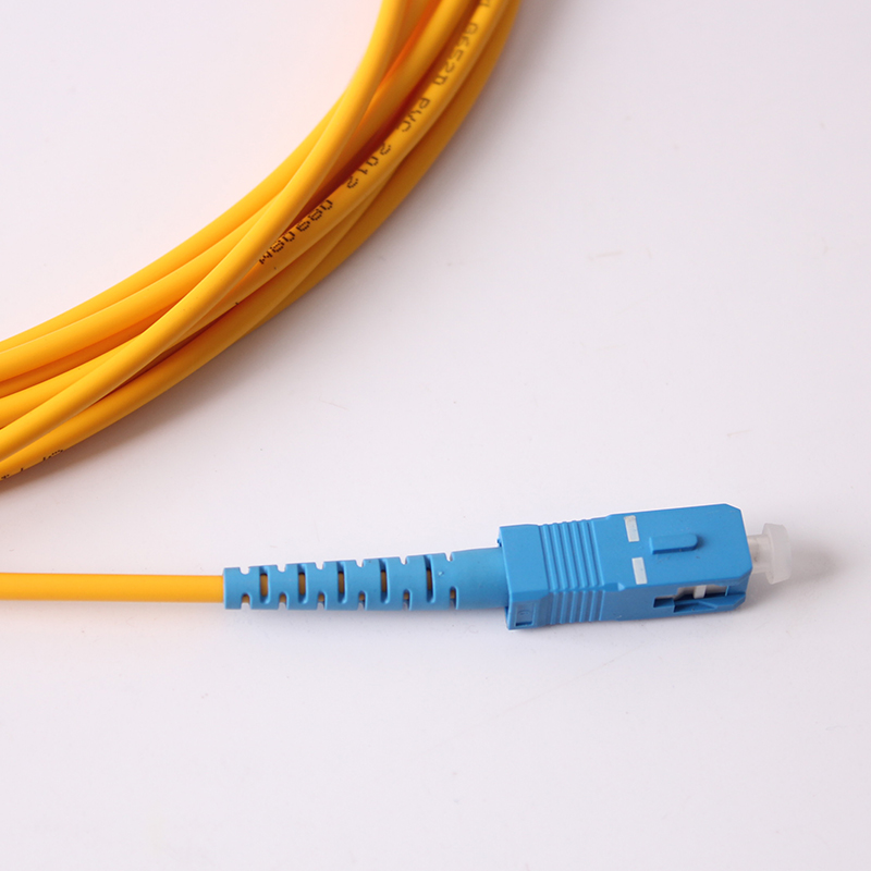 single mode single core fiber jumper sc-sc 3m sc / pc-sc / pc pigtail fiber fusion connection