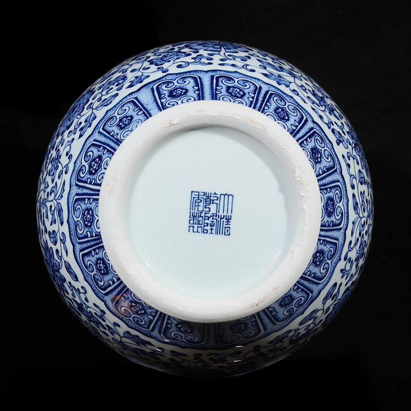 Jingdezhen blue and white ears imitation qianlong hand - made ceramics vase Chinese ancient frame sitting room adornment is placed