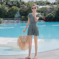 Korean version of small breasts gathered conservative one-piece dress swimwear belly thin flat angle small fragrant wind slim female swimsuit