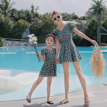New one-piece skirt flat corner slim belly belly swimsuit female Korean childrens cute swimwear parent-child swimsuit