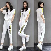 European sports suit womens summer 2022 new style hooded short-sleeved nine-point pants casual two-piece European fashion trend