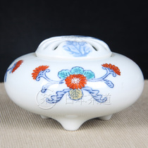 Japanese incense burner Japanese Doucai winding chrysanthemum three-legged incense burner Japanese Doucai process drawing winding chrysanthemum pattern