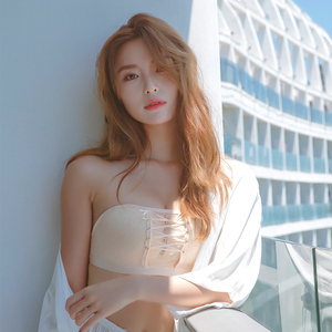 无肩带文胸防滑聚拢薄款隐形内衣套装胸贴女婚纱用无钢圈抹胸美背