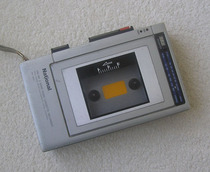 National RX-1900 Retractable Tape Walkman(Problem Machine )