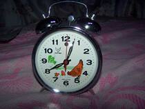 Stock white pigeon pure mechanical alarm clock chicken rice - piece mechanical movement
