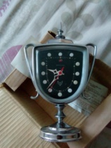 Inventory 1984 white pigeon pure machinery on the alarm clock full package of night - light watch needle