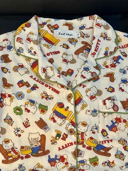 2024 New Beige Hellokitty 여름에 여성을위한 짧은팔 잠옷 여름 얇은 인터넷 유명인 홈 의류 세트 2024 New Beige Hellokitty 여름에 여성을위한 짧은팔 잠옷 여름 얇은 인터넷 유명인 홈 의류 세트