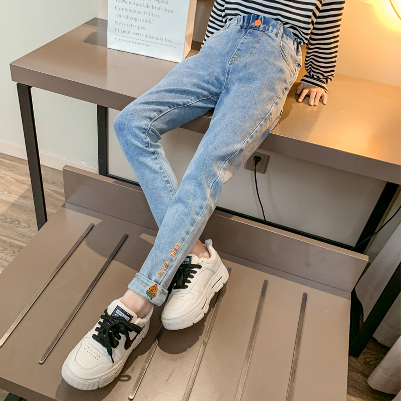 Girl Jeans Foreign Pie 2022 New Children Korean Version Sashimi Spring Autumn Long Pants Girl Spring TRENDY SMOKE PIPE PANTS