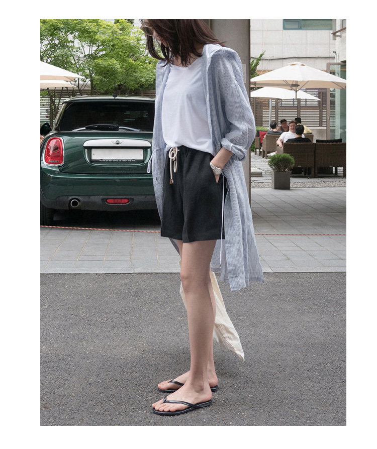 18夏季新品时尚外穿凉拖真皮简约夹脚平底防滑度假沙滩人字拖鞋女