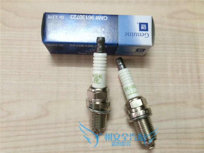 Hàn Quốc Daewoo Traveler 1.6 động cơ spark plug lửa Tsui vòi phun phụ tùng xe hơi chuyên dụng một chiếc xe tải 4