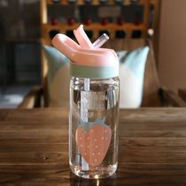 Straw cup grown-up glass child drinking milk for elderly anti-choking pregnant womans heart maternal moon baby with her hand water glass cuddly