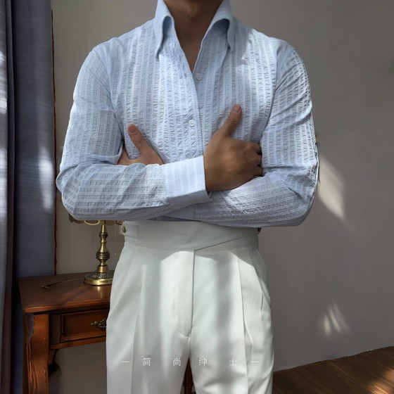 Gentleman striped bubble yarn niche design one-piece collar casual shirt 8718
Gentleman striped bubble yarn niche design one-piece collar casual shirt 8718