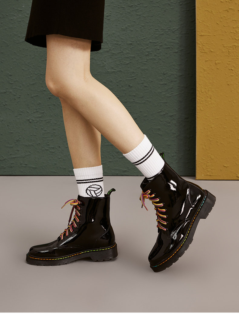 hotwind/热风漆皮马丁靴女酷2019新款百搭英伦风帅气短靴街头靴子_折