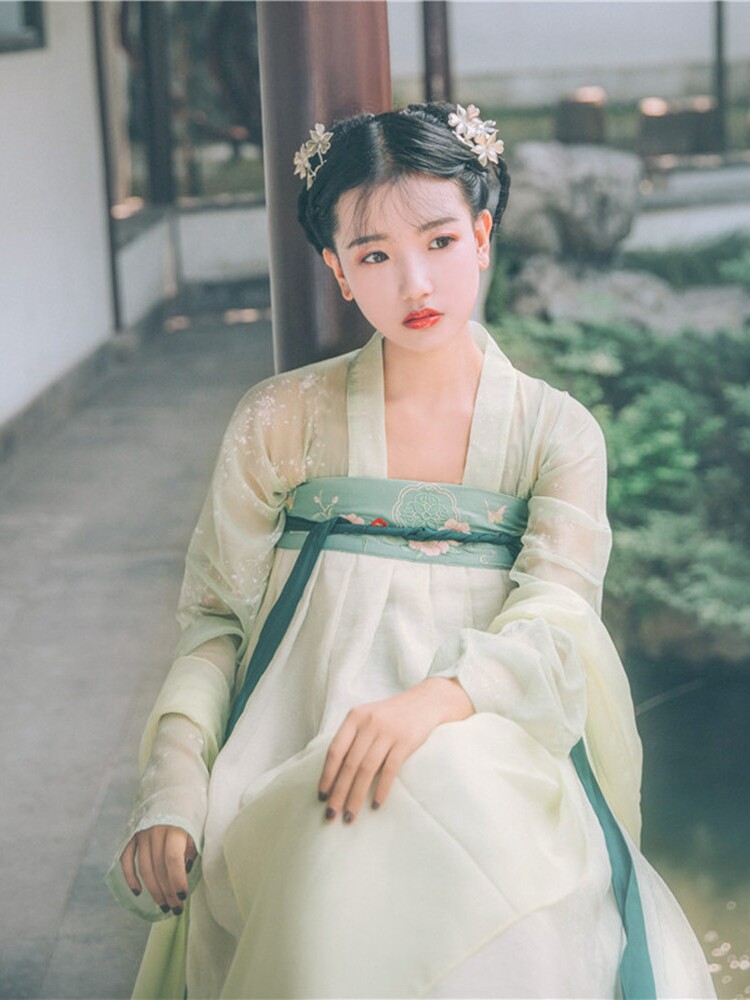 碧落梨花渡小清新汉服