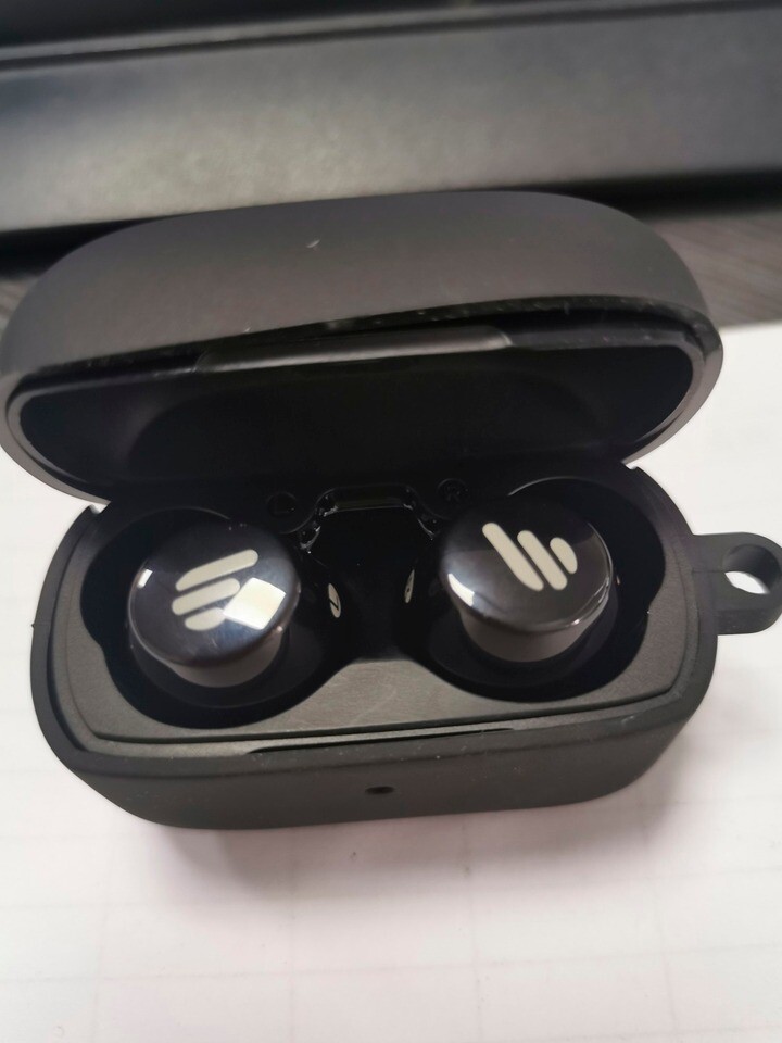 edifiertws1蓝牙耳机