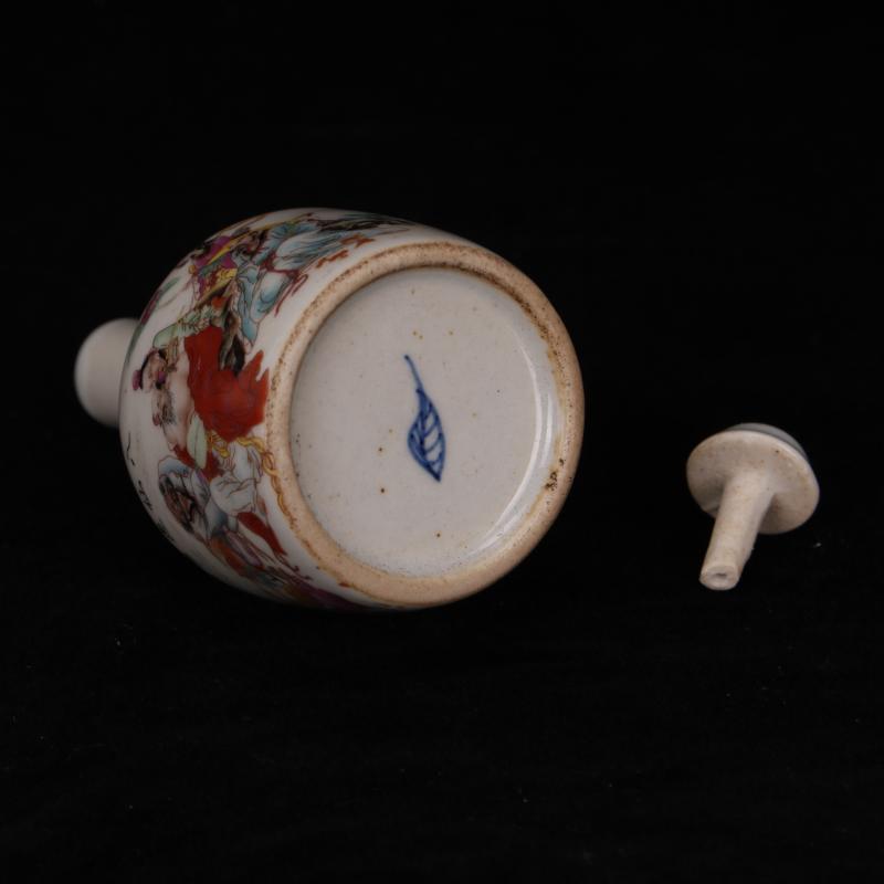 Jingdezhen archaize play jade antique old porcelain mini snuff bottle the study ancient frame to collect small place
