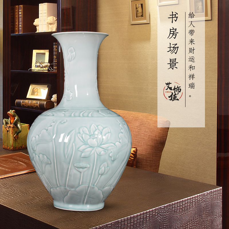 Jingdezhen ceramics shadow blue vase carved sitting room of Chinese style household flower arranging dried flower adornment TV ark, furnishing articles