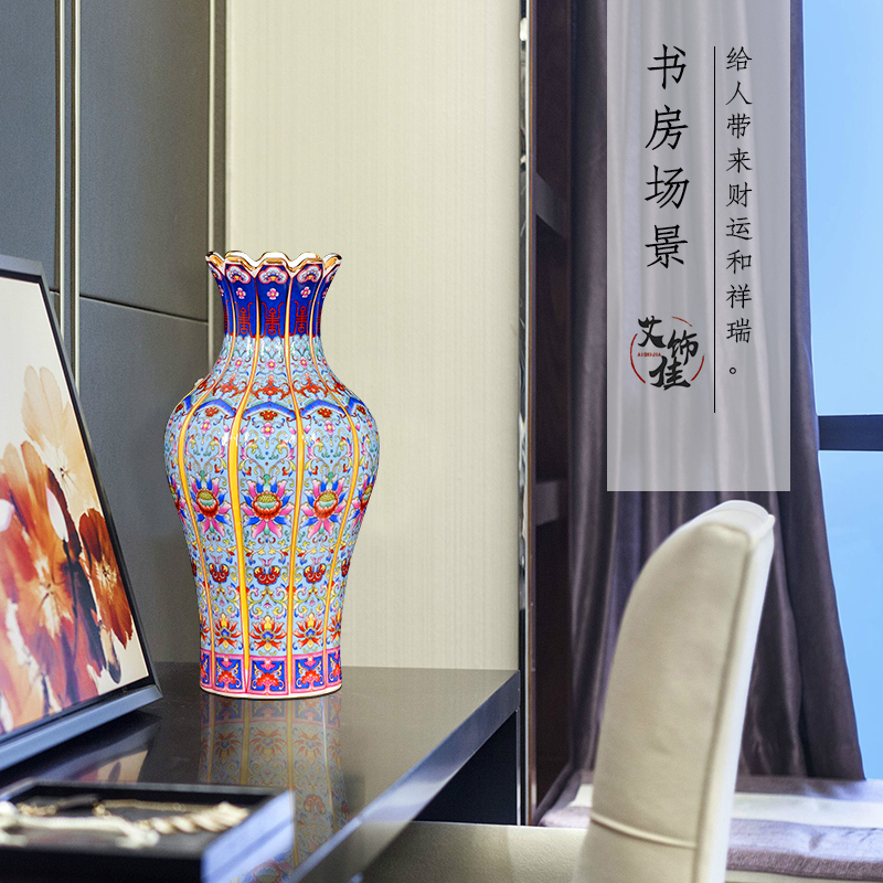 Jingdezhen ceramic vases, antique colored enamel Chinese style living room TV cabinet home decoration collection crafts