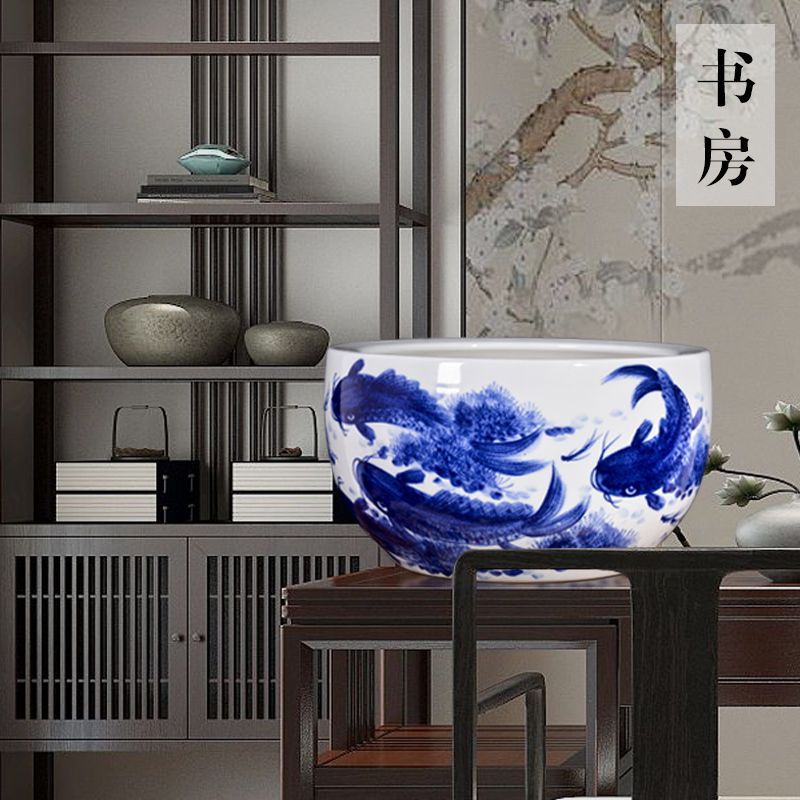 Blue and white porcelain of jingdezhen ceramics of aquarium fish turtle cylinder water lily cylinder sitting room decoration to the hotel office furnishing articles