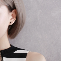 Xiuguan black V-character female asymmetric earrings female sterling silver creative thin cool temperament Korean simple personality earrings