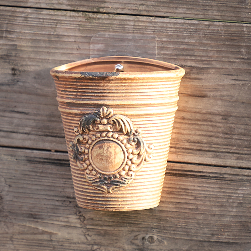 Hanging ceramic flower POTS with a hole more than meat flesh POTS of creative wall decoration indoor Hanging other retro floral outraged