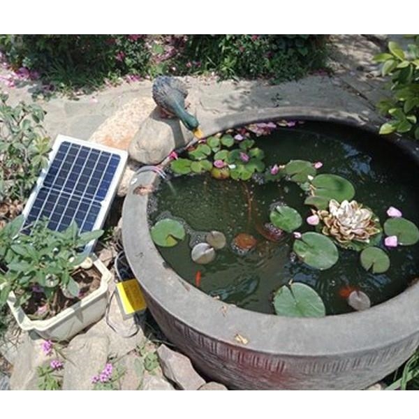 Solar pond oxygen pump small pond aerator tank is suing ceramic cylinder courtyard filter pump air compressor