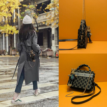 Small ck chain bag womens 2021 new fashion armpit bag French fashion niche tote bag womens single shoulder oblique cross bag