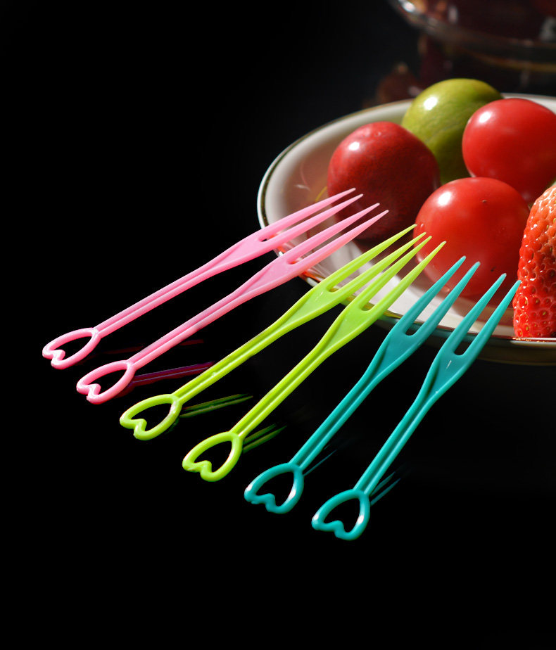 厂家水果叉果签一次性透明塑料两齿家用吃蛋糕甜品叉点心独立装小