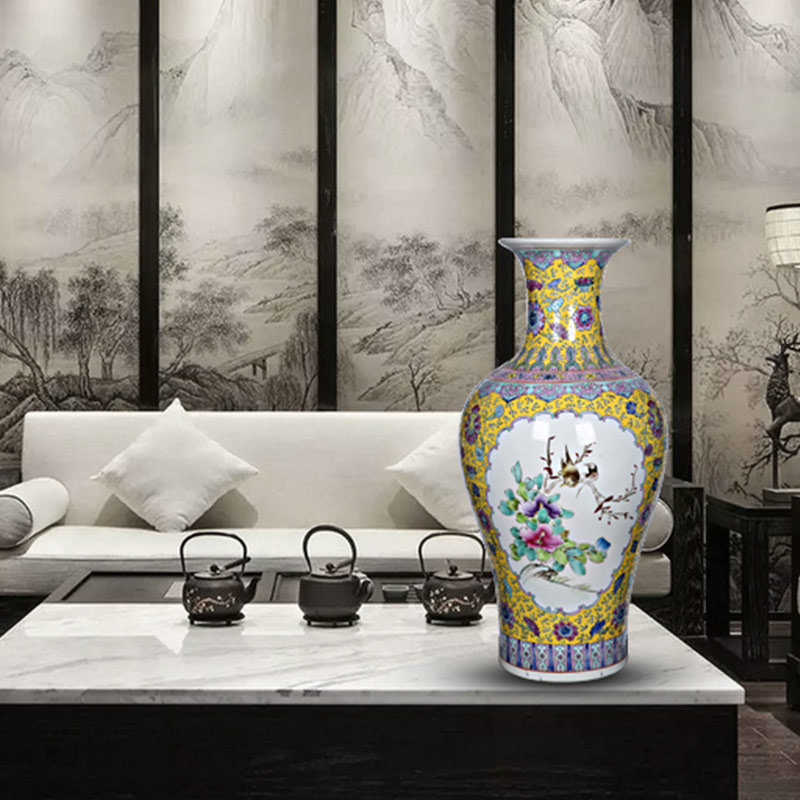 Antique collection jingdezhen ceramics enamel Antique hand - made enamel vase painting of flowers and great place to live in the living room