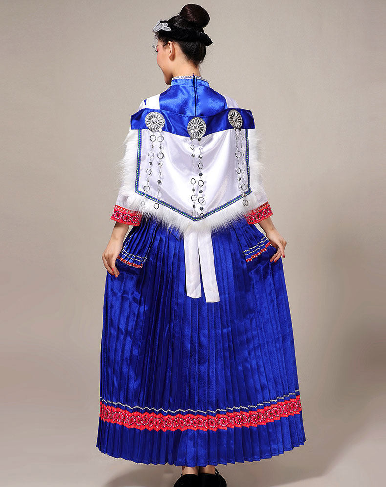 新款云南丽江纳西族舞蹈服装成人女纳西族少数民族舞台舞蹈演出服