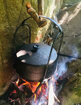 Hanging Pan Pan Iron cast-iron old cooking rice cooker Iron Tripod Top Pan Saucepan With Iron Jar Old Iron With Lid Iron Jar