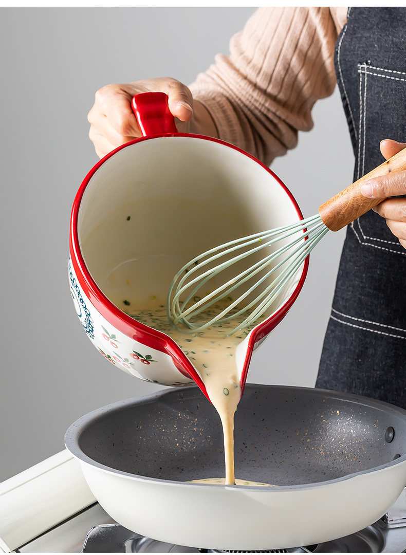 陶瓷面粉面糊搅拌碗家用烘焙沙拉碗尖嘴引流红色带手柄把手打蛋碗