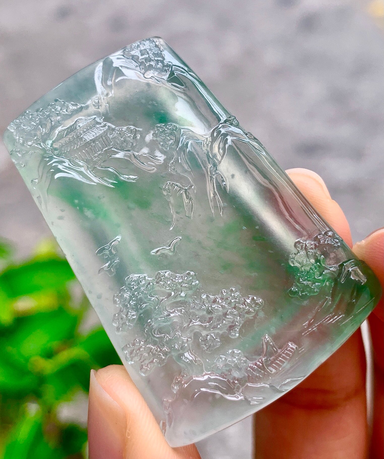 缅甸老坑天然a货翡翠玉石雕刻玻璃种绿花山水牌子翡翠吊坠