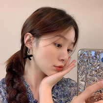 Korean black bow earrings womens autumn and winter models exquisite temperament plush 2021 New Tide earrings earrings