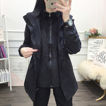 Outdoor jacket men and women three-in-one detachable inner cold jacket couple mountaineering suit Korean tide