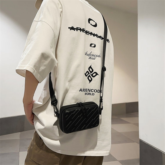 Crossbody bag for boys original design and personalized small bags for mobile phone bags trendy casual small shoulder bags small backpack
Crossbody bag for boys original design and personalized small bags for mobile phone bags trendy casual small shoulder bags small backpack