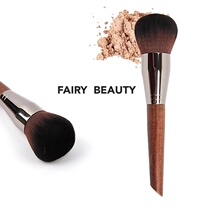 (Little Andromeda self-home) base makeup brushed pink brush eye shadow brushed round head powder bottom brushed flawless brush