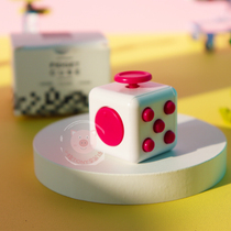 Kindergarten Early education Primary school classroom Classroom hyperactive children Students attention Props toys Decompression dice color