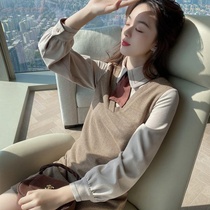 French dress womens autumn and winter 2021 new light coffee color fake two-piece long-sleeved small man with Hepburn style
