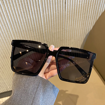 Street shooting gradient color sunglasses big frame black sunglasses female tide star with the same glasses sunshade big face thin net red